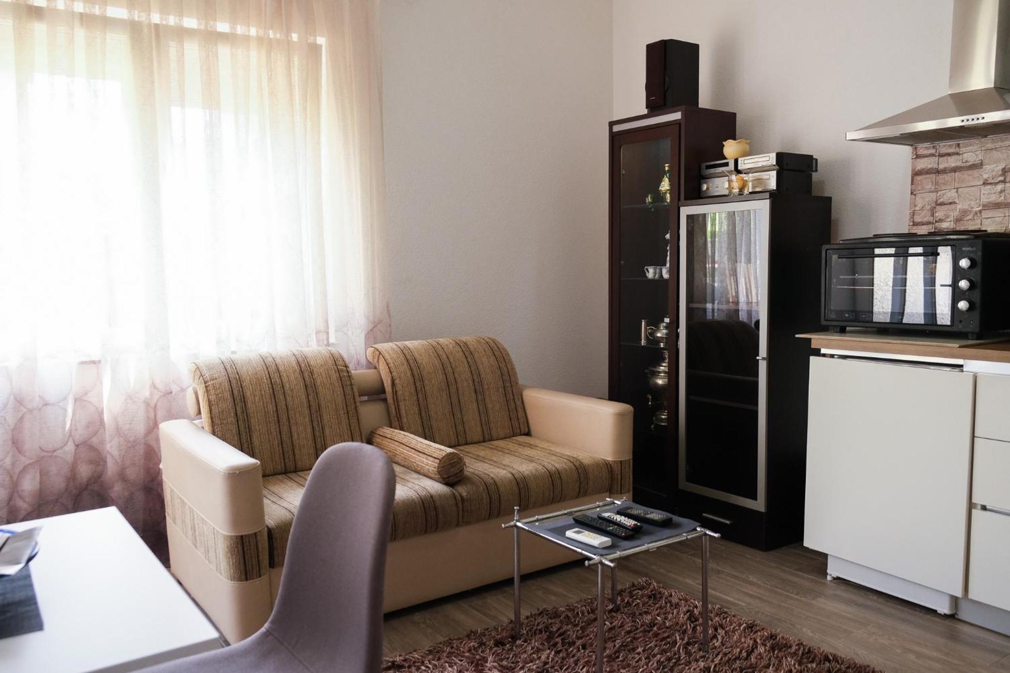 Cozy Spacious Apartment Peje Exterior foto